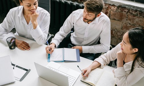 The-3+1-Pillars-I-Use-to-Build-Resilient-Business-Foundations